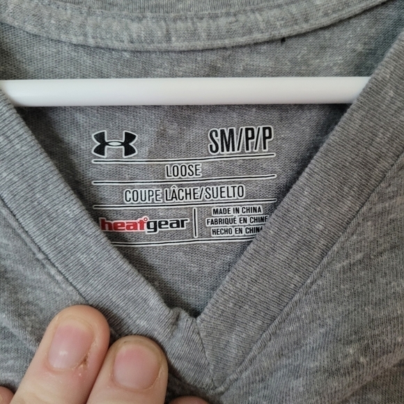 Under Armour 'Make History' V- Neck Tee - Picture 3 of 3